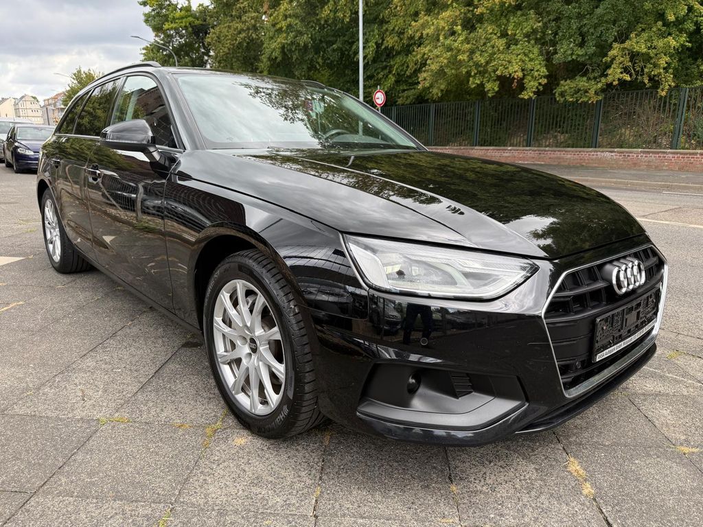 Bild des Angebotes Audi A4 Avant 40 TDI basis