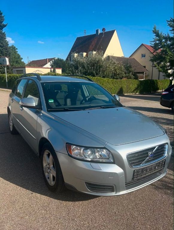 Bild des Angebotes Volvo V50 Kombi 1.8 mit TÜV bis 06/28