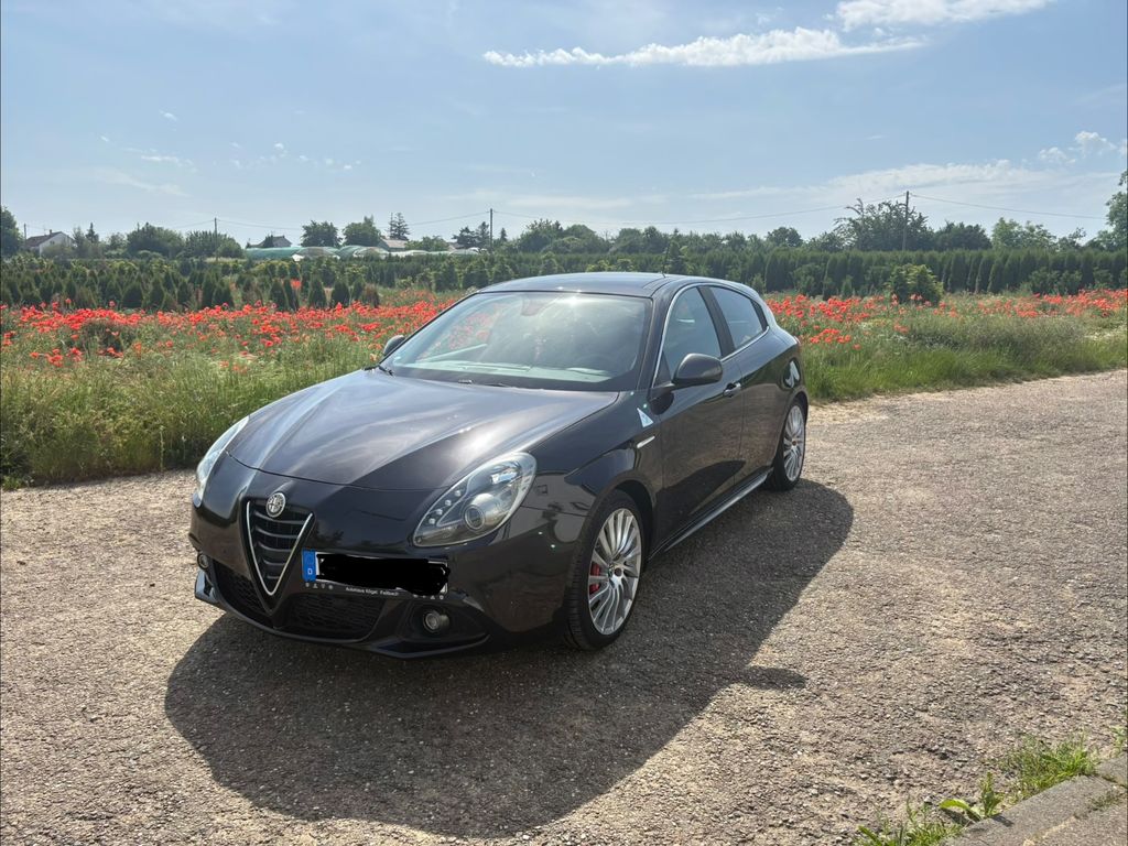 Bild des Angebotes Alfa Romeo Giulietta 1.8 TBi 16V TCT Quadrifoglio Verde...