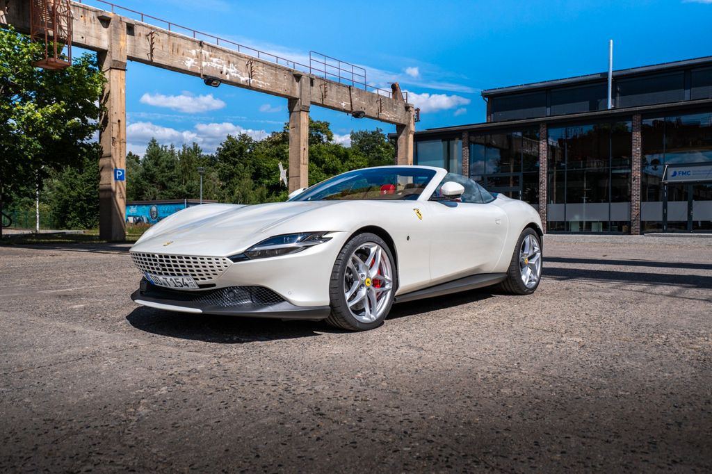 Bild des Angebotes Ferrari Roma Spider, Bianco Italia, MwSt.
