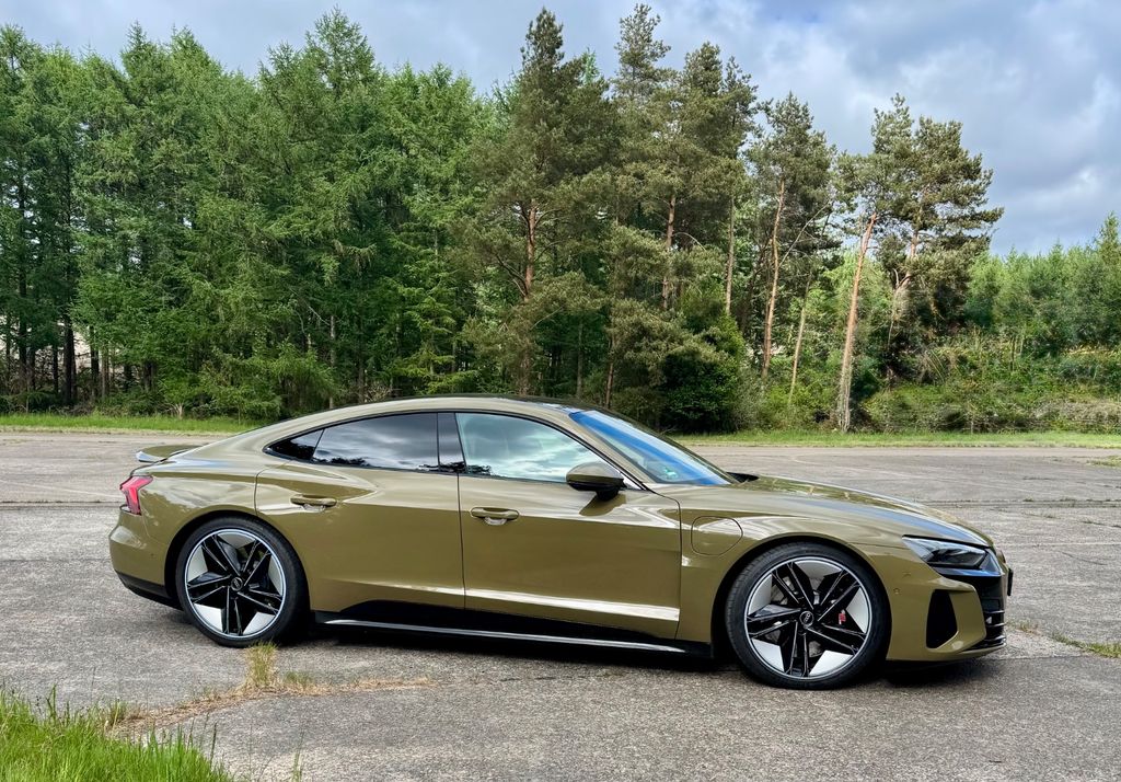 Bild des Angebotes Audi e-tron GT quattro -Dynamik plus , Voll , HUD