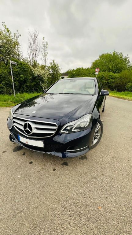 Bild des Angebotes Mercedes-Benz Mercedes E250 BlueTEC 4MATIC W212 AVANTGARDE
