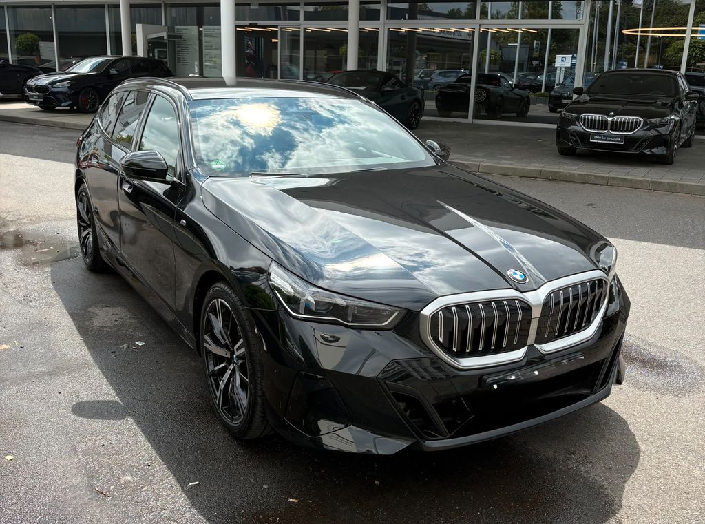 Bild des Angebotes BMW 520i Touring M Sport | Neuwertig | 5.426 km