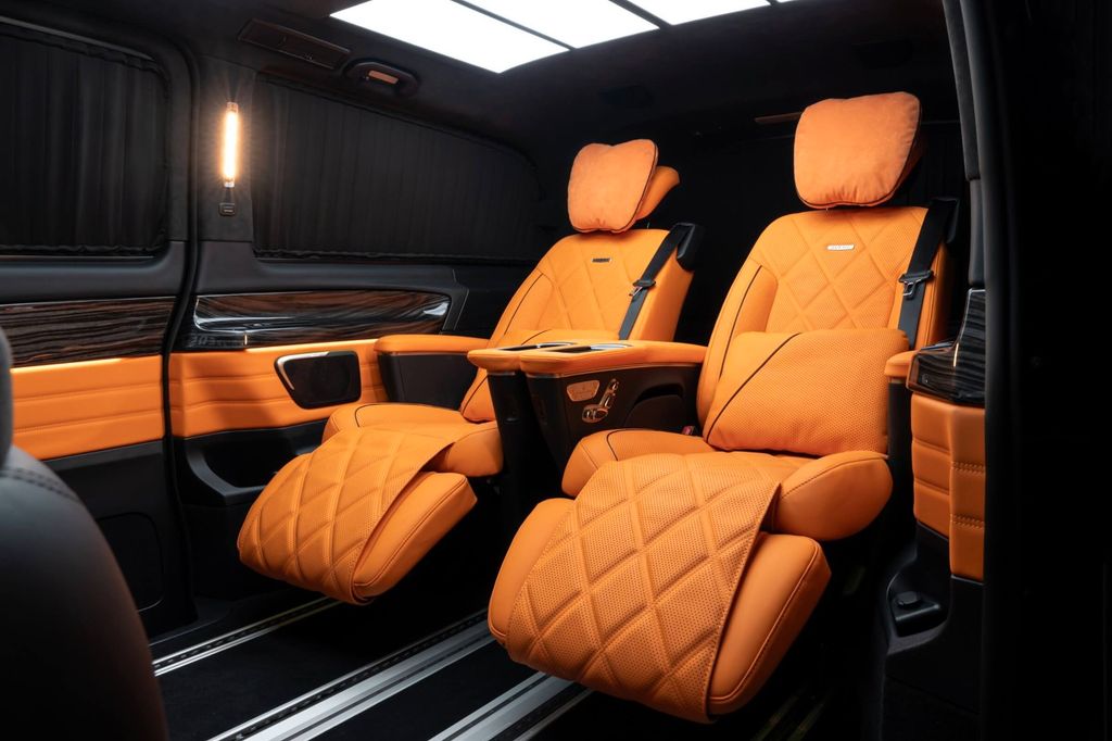 Bild des Angebotes Mercedes-Benz V 300 d Aut. VIP extralang