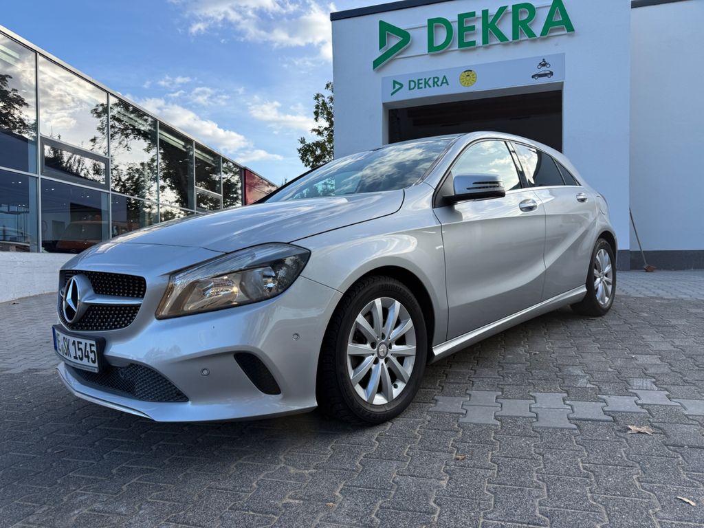 Bild des Angebotes Mercedes-Benz A 180 A A 180 BlueEfficiency  mit nur 25.900km