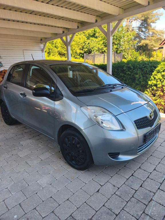 Bild des Angebotes Toyota Yaris Style 1,0-l-VVT-i Style