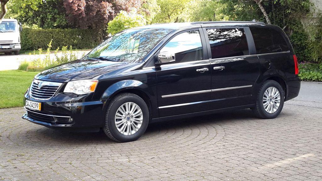 Bild des Angebotes Lancia Voyager 2,8l Einmalig gepfl.tech.Top,Vollausst!