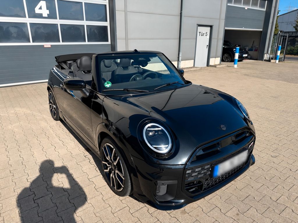 Bild des Angebotes MINI COOPER S CABRIO JCW Trim AUT NAVI H&K HUD LED