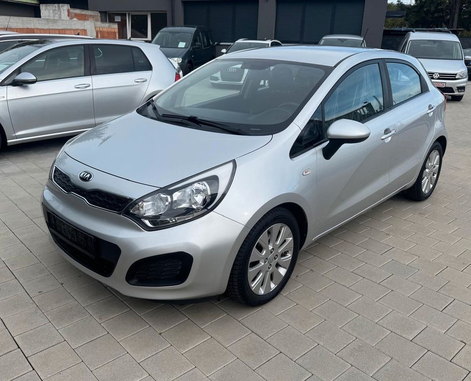 Bild des Angebotes Kia Rio 1.4 Edition 7 Klima Kamera Navi PDC