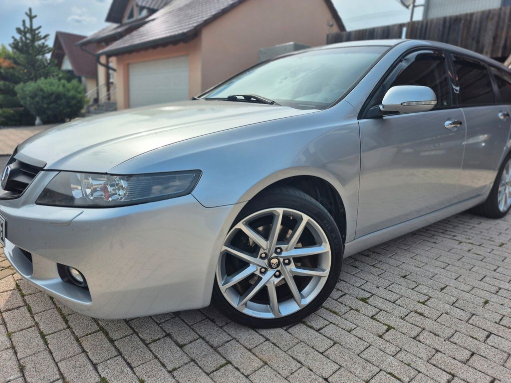 Bild des Angebotes Honda Accord Tourer 2.4 Executive Executive