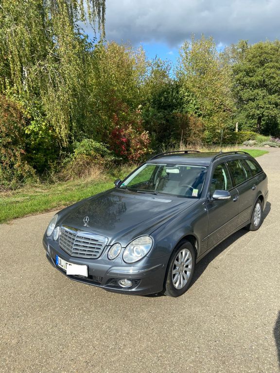 Bild des Angebotes Mercedes-Benz E 220 W211