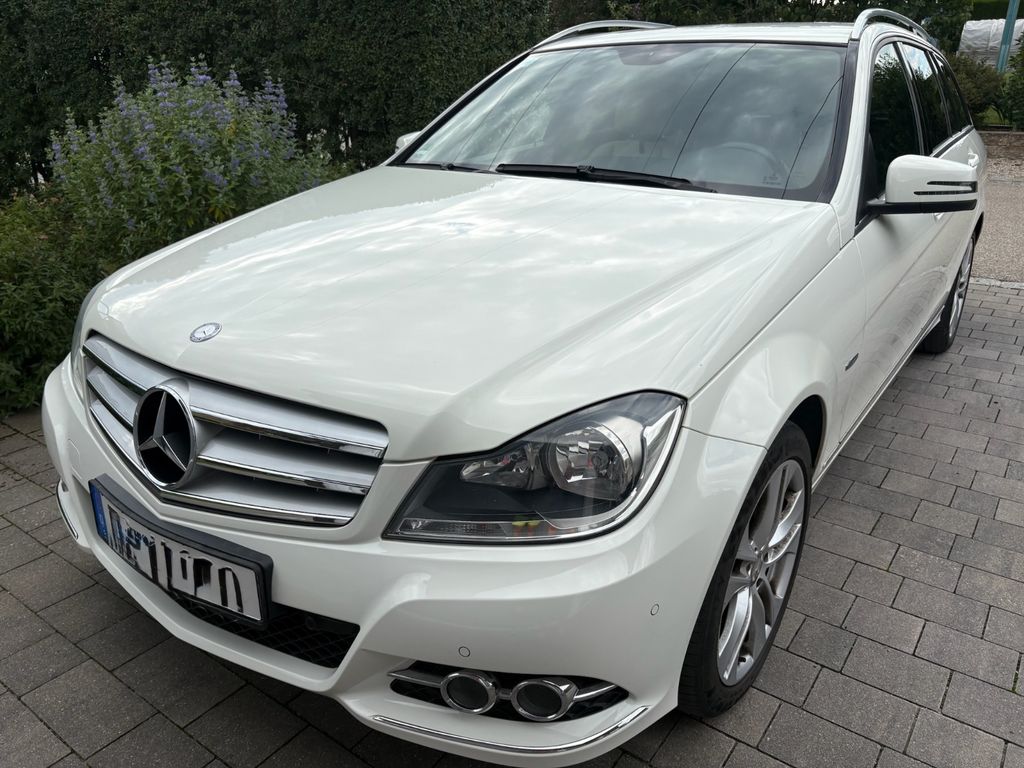 Bild des Angebotes Mercedes-Benz C 200 T-Modell 2011 | 204K | TÜV neu | 7G | Lede