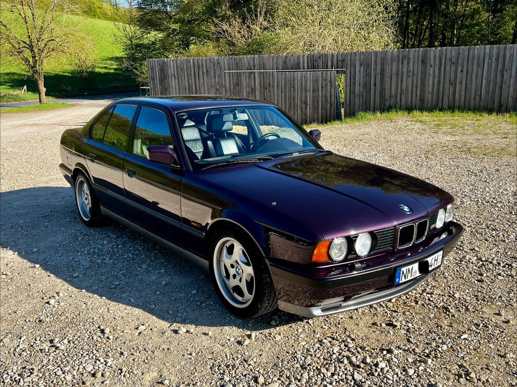 BMW M5 3.8 E34 Daytona-Violett