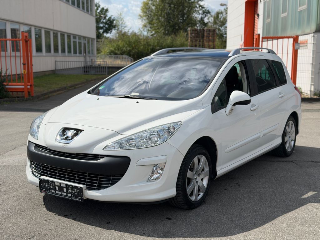 Bild des Angebotes Peugeot 308 SW HDI Family Panorama Euro5