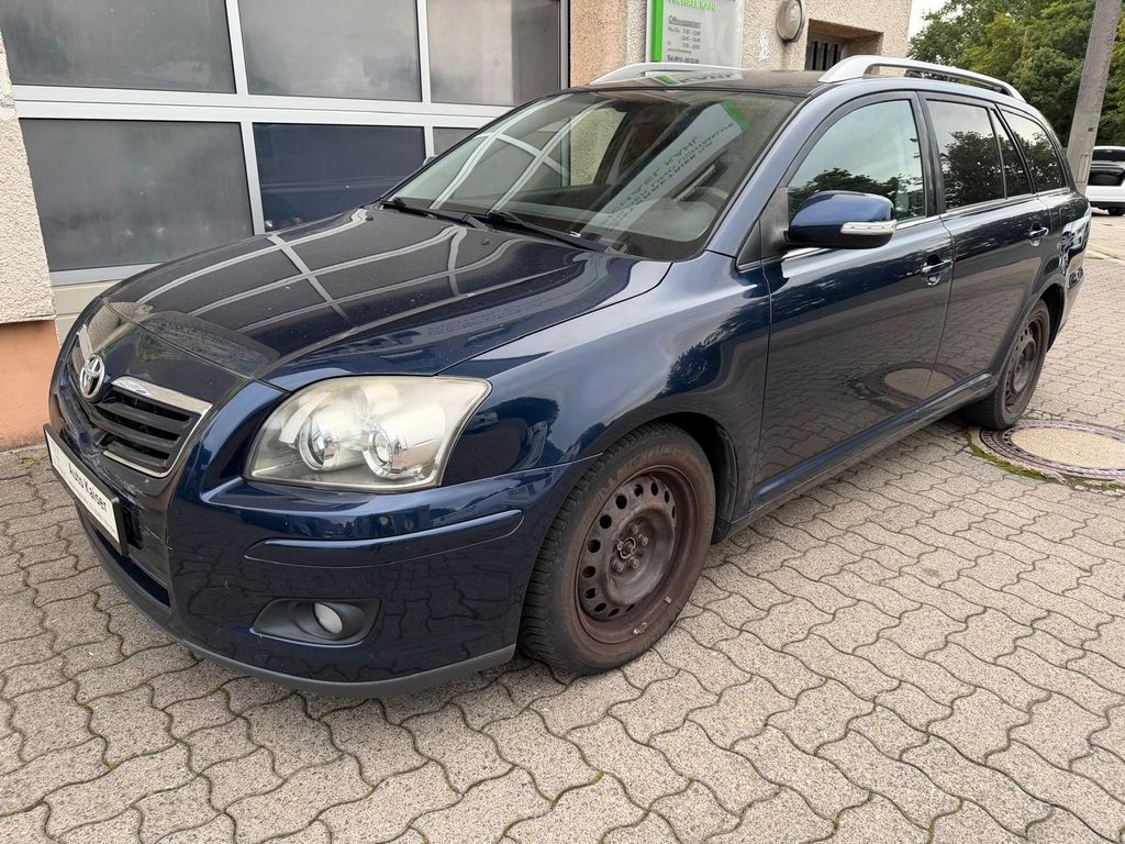 Bild des Angebotes Toyota Avensis Kombi 2.0 D-4D Sol