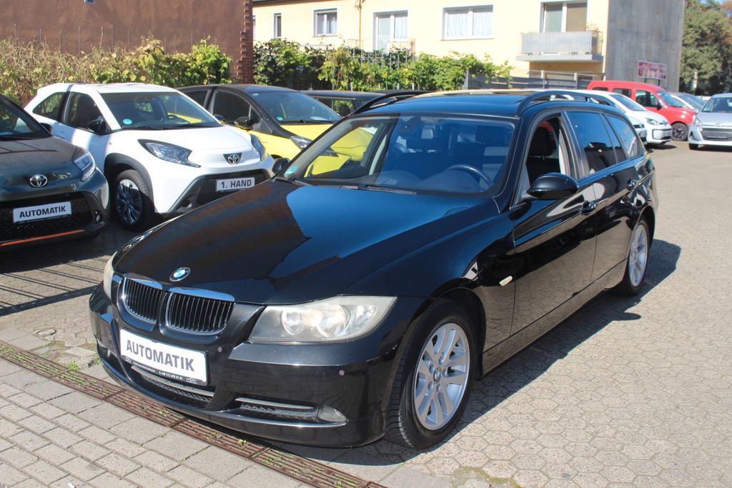 Bild des Angebotes BMW 320i Touring 2.Hand/Navi/Leder/Panorama/Pdc V+H