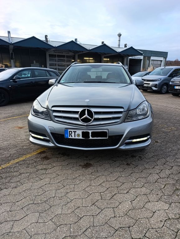 Bild des Angebotes Mercedes-Benz 200