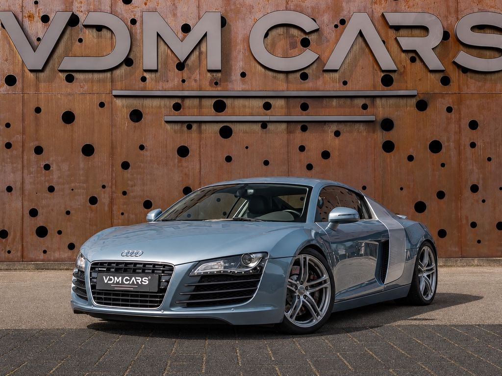 Audi R8 Coupe 4.2 FSI quattro *HANDSCHALTER*TITAN*B&O