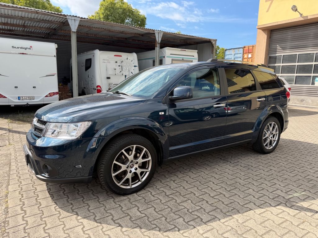 Bild des Angebotes Fiat Freemont 7 Sitzer 4X4 Leder Automatik Alpine