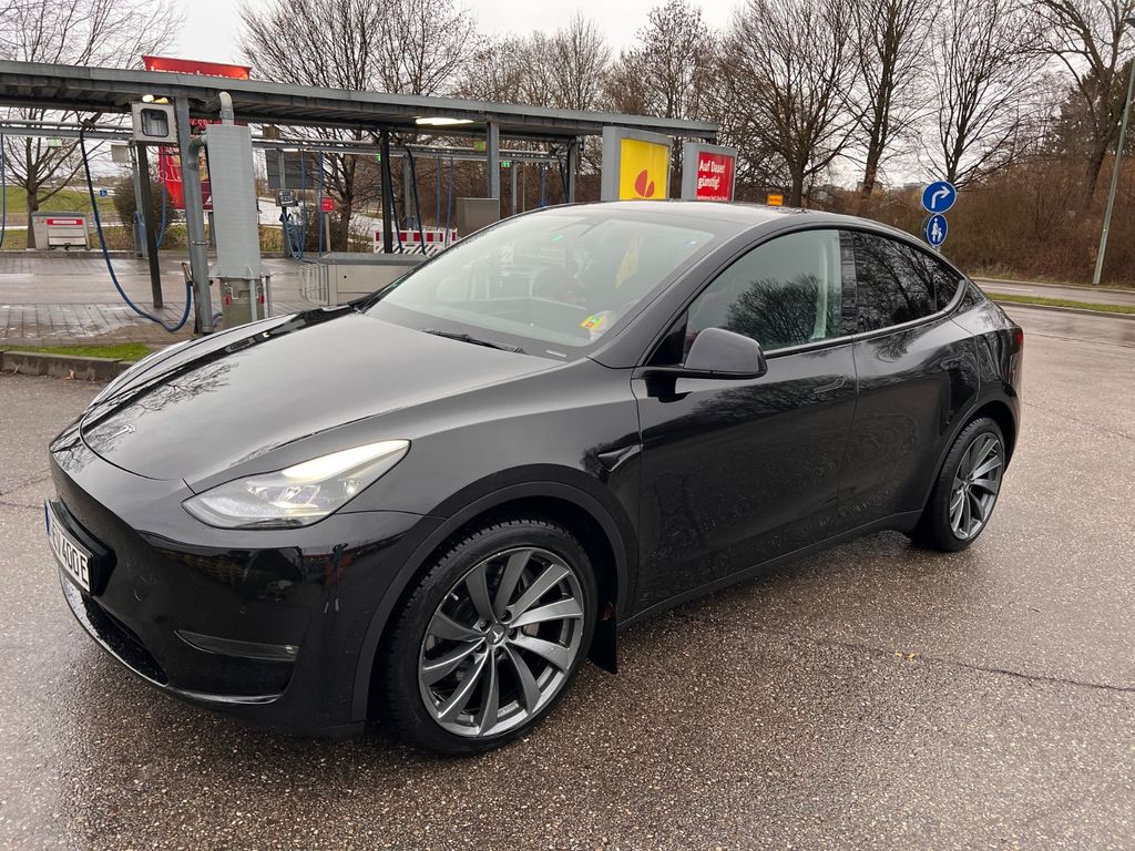 Bild des Angebotes Tesla Model Y Long Range Dual Motor AWD Long Range