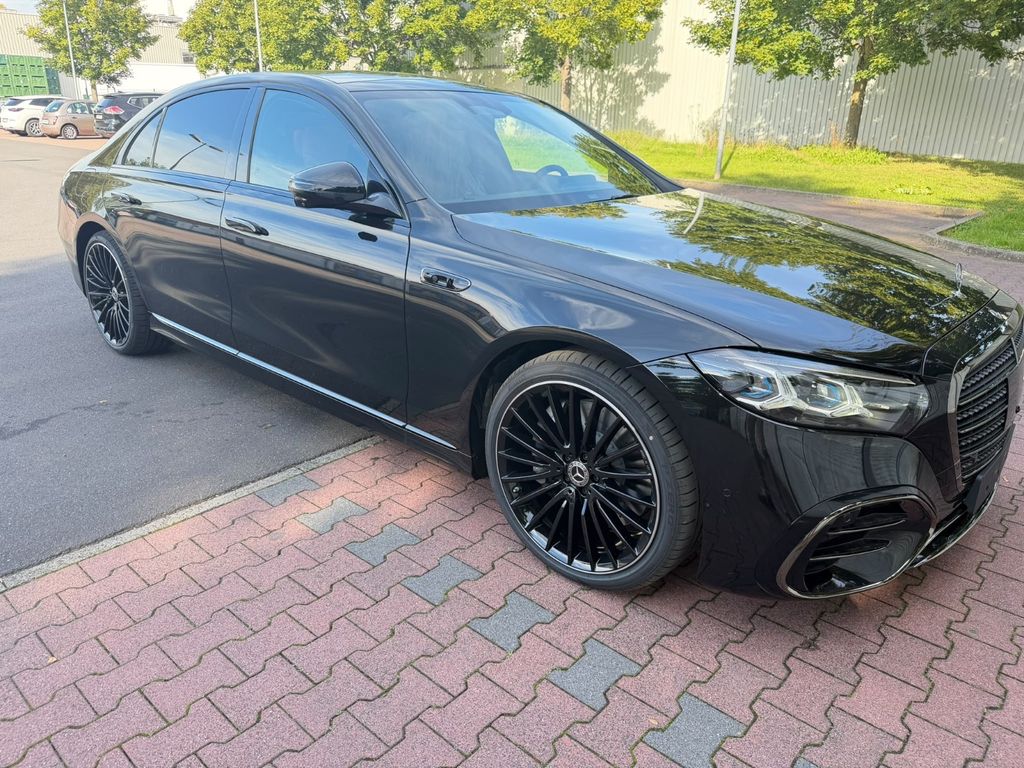 Mercedes-Benz S 450 4MATIC Lang on stock