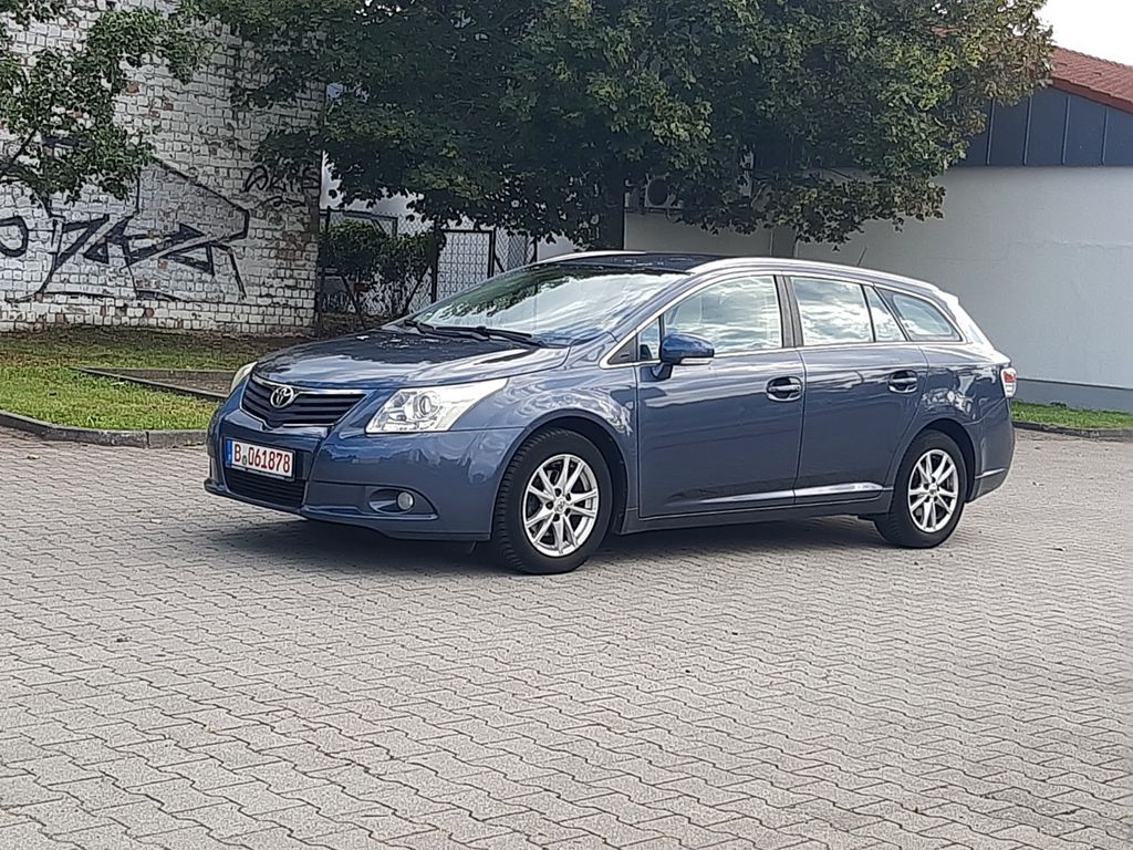 Bild des Angebotes Toyota Avensis Kombi Edition