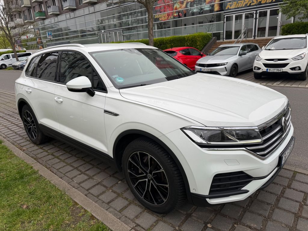Bild des Angebotes Volkswagen Touareg Basis 4Motion ACC