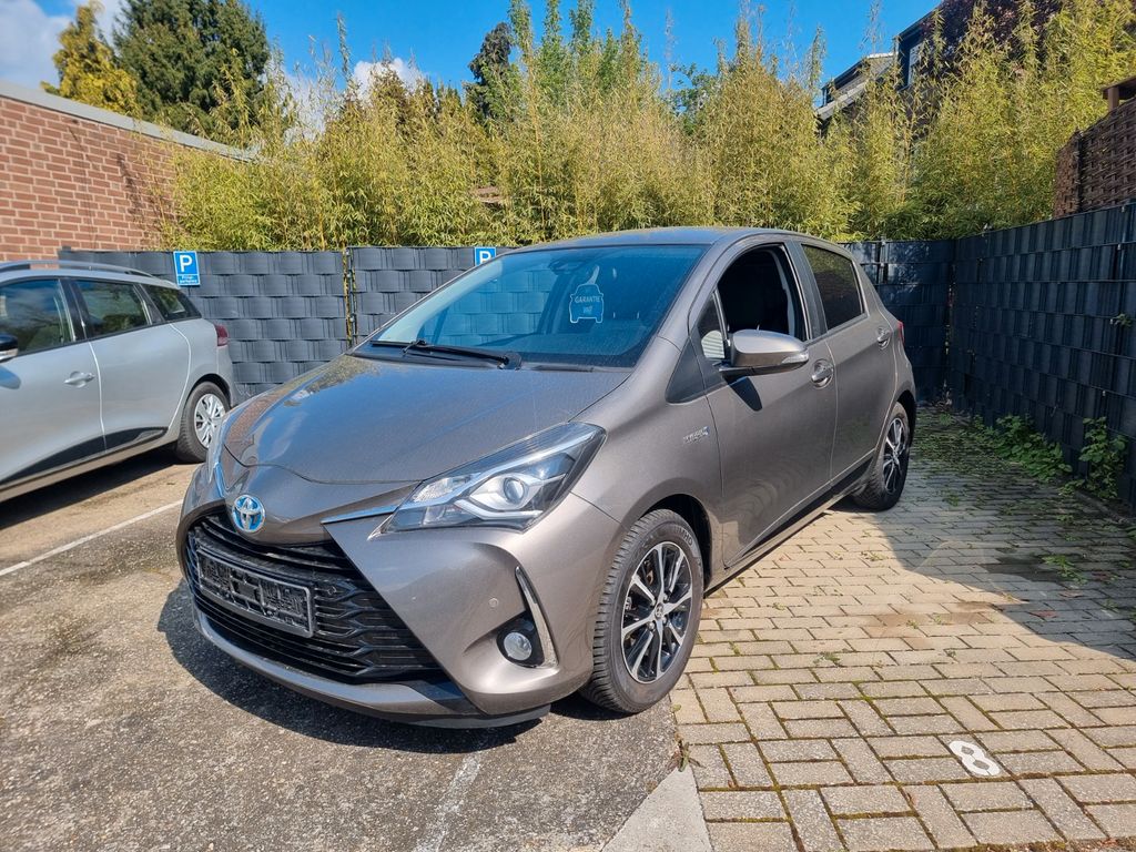 Bild des Angebotes Toyota Yaris 1,5-l-VVT-i Hybrid CVT Team Garantie