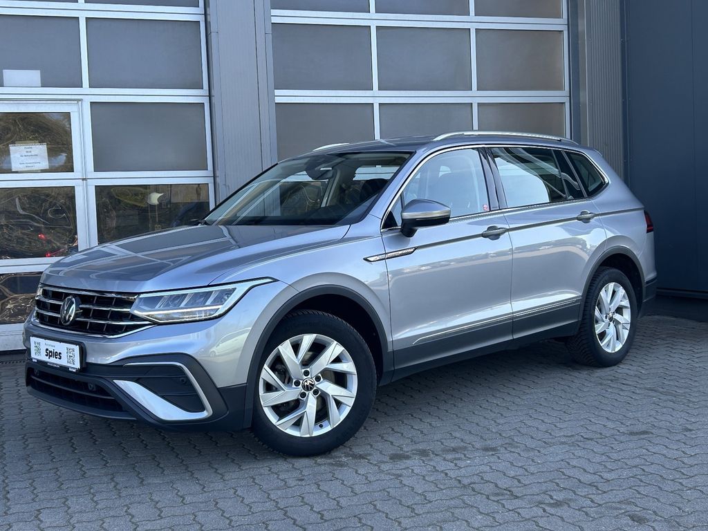Bild des Angebotes Volkswagen Tiguan Allspace Life ACC AHK PDC Navi LED 7-Sitz
