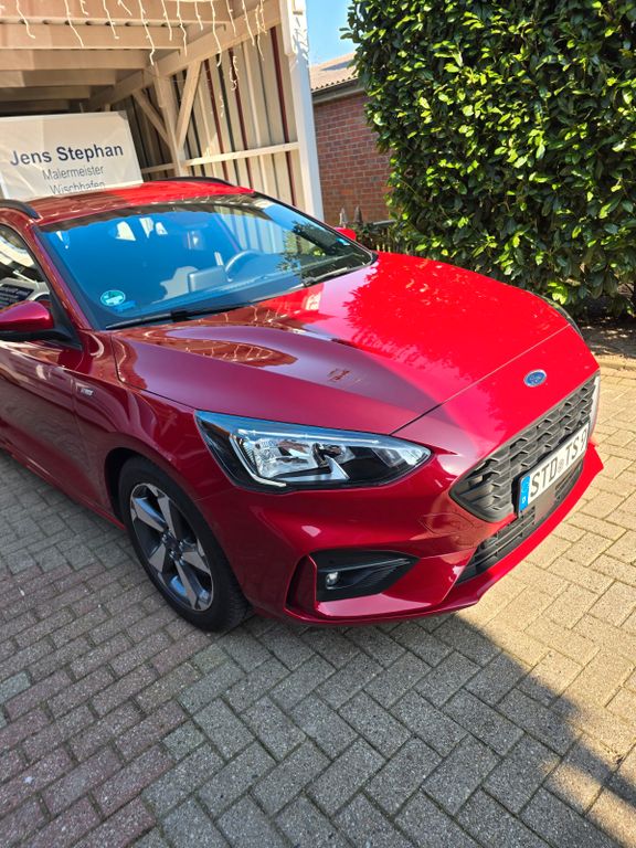 Bild des Angebotes Ford Focus 1,0 EcoBoost St-Line