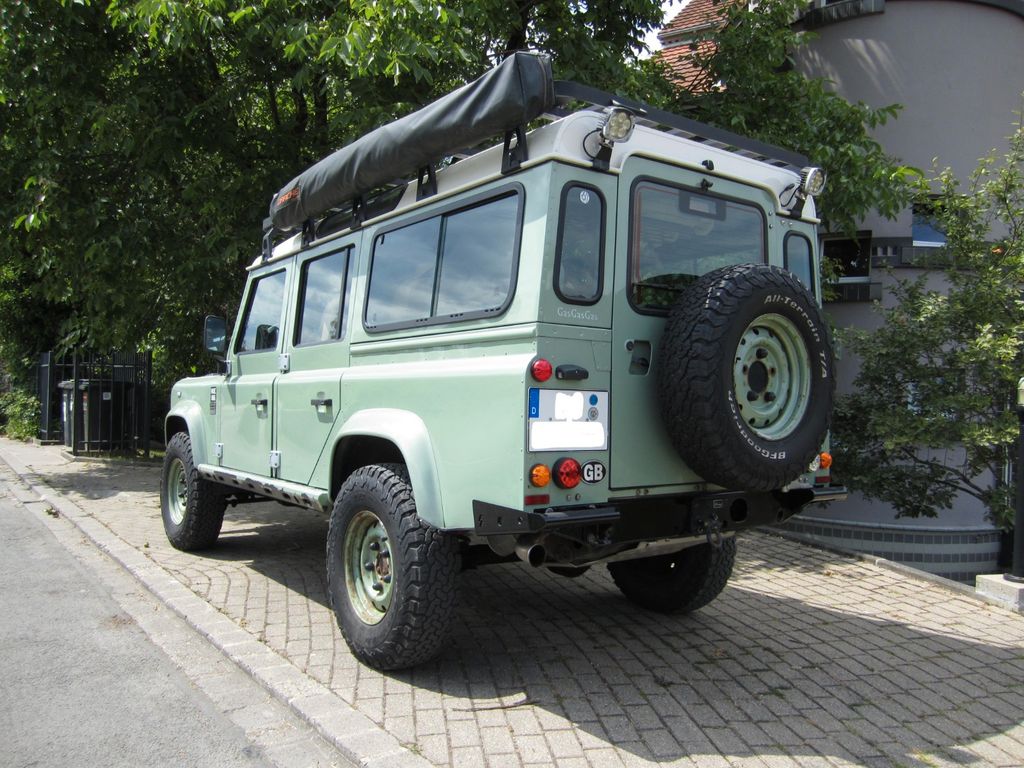 Bild des Angebotes Land Rover Defender 110 HUE166 Heritage 2.2 tdci