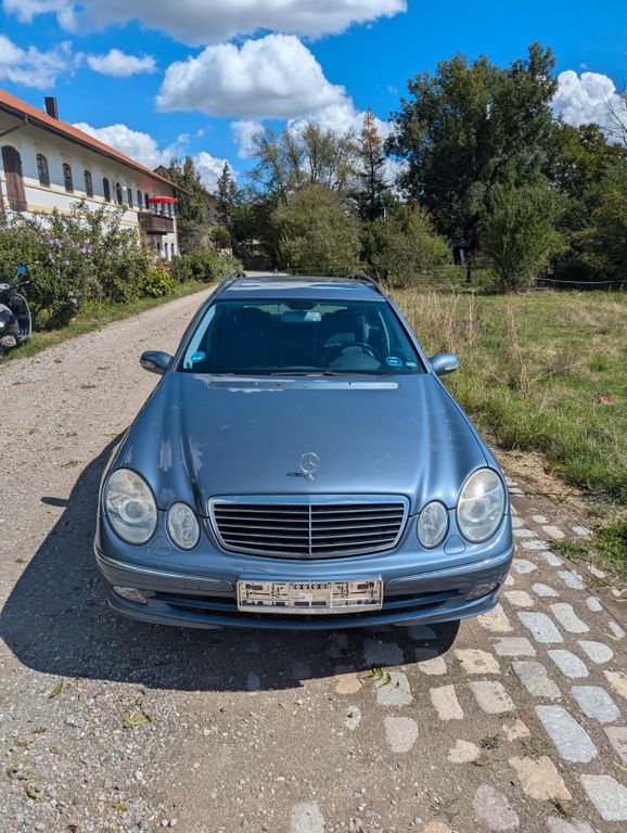Bild des Angebotes Mercedes-Benz E 320 T Avantgarde AHK