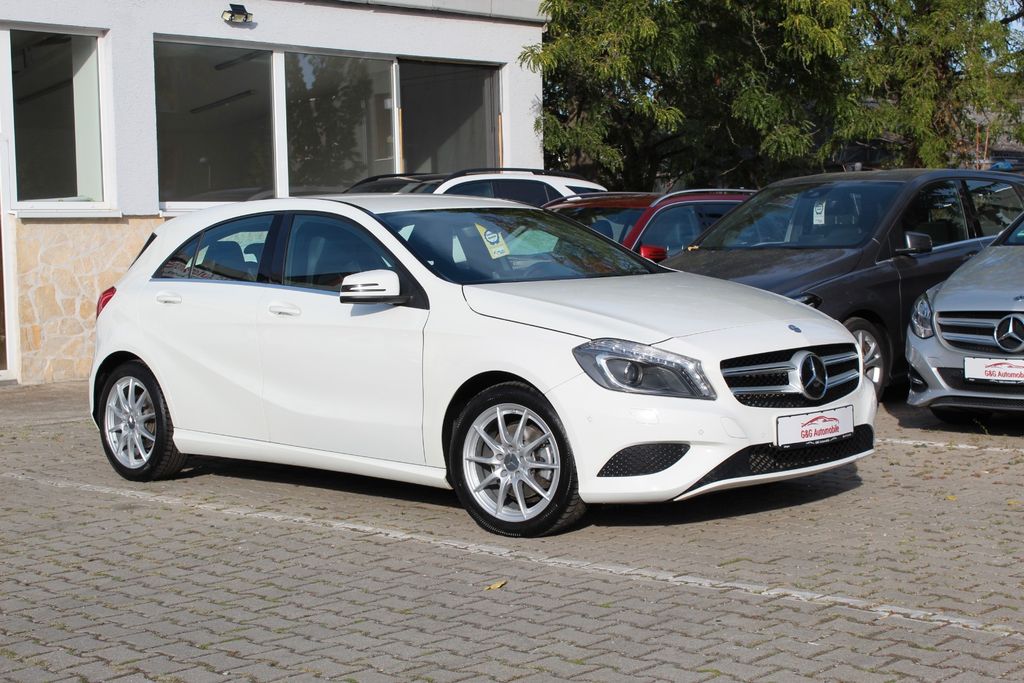 Bild des Angebotes Mercedes-Benz A 180 BlueEff AUT*LEDER*LED*NAVI