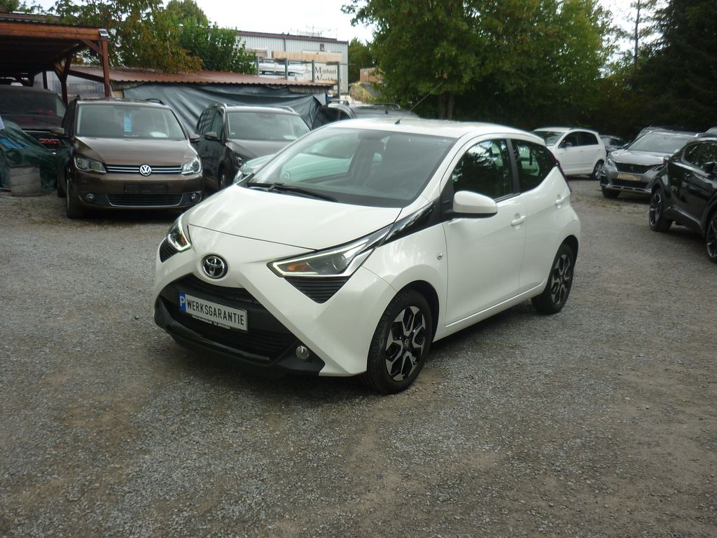 Bild des Angebotes Toyota AYGO x-play club* Kamera* Klima* Alu*