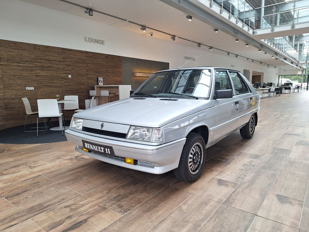 Bild des Angebotes Renault R11 1.8 TX Spring*TopZustand*H-Zul.*ungeschweißt