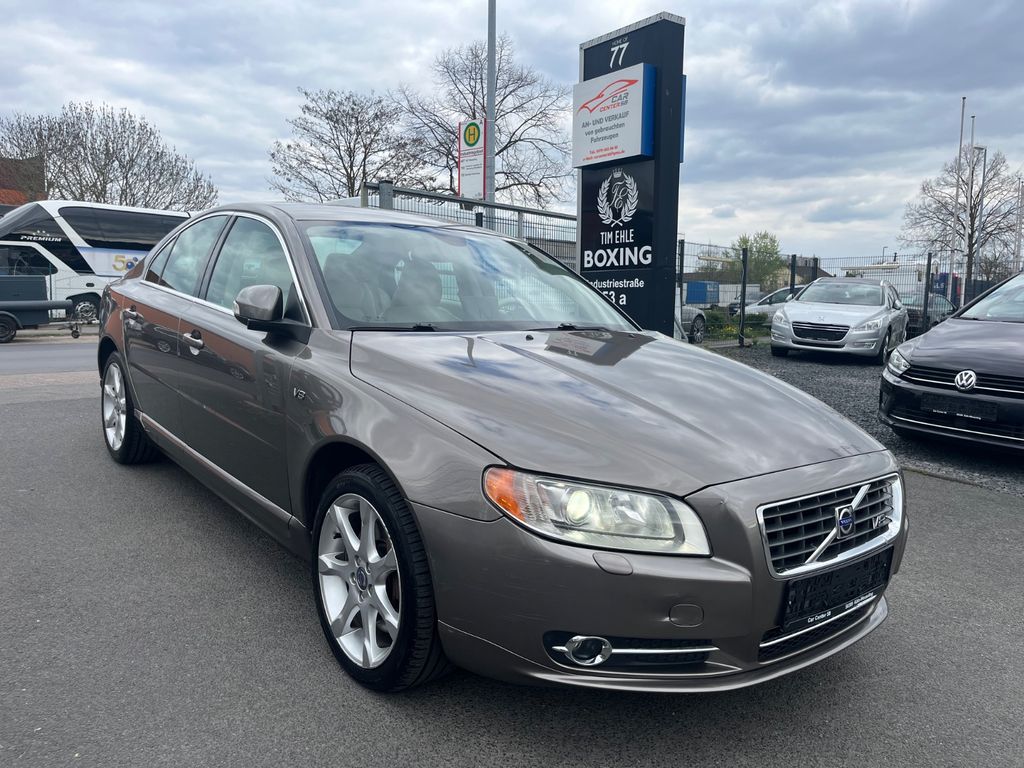 Bild des Angebotes Volvo S80 V8 AWD Summum/Leder/4xSi-Hz/Navi/Pdc/Xenon/