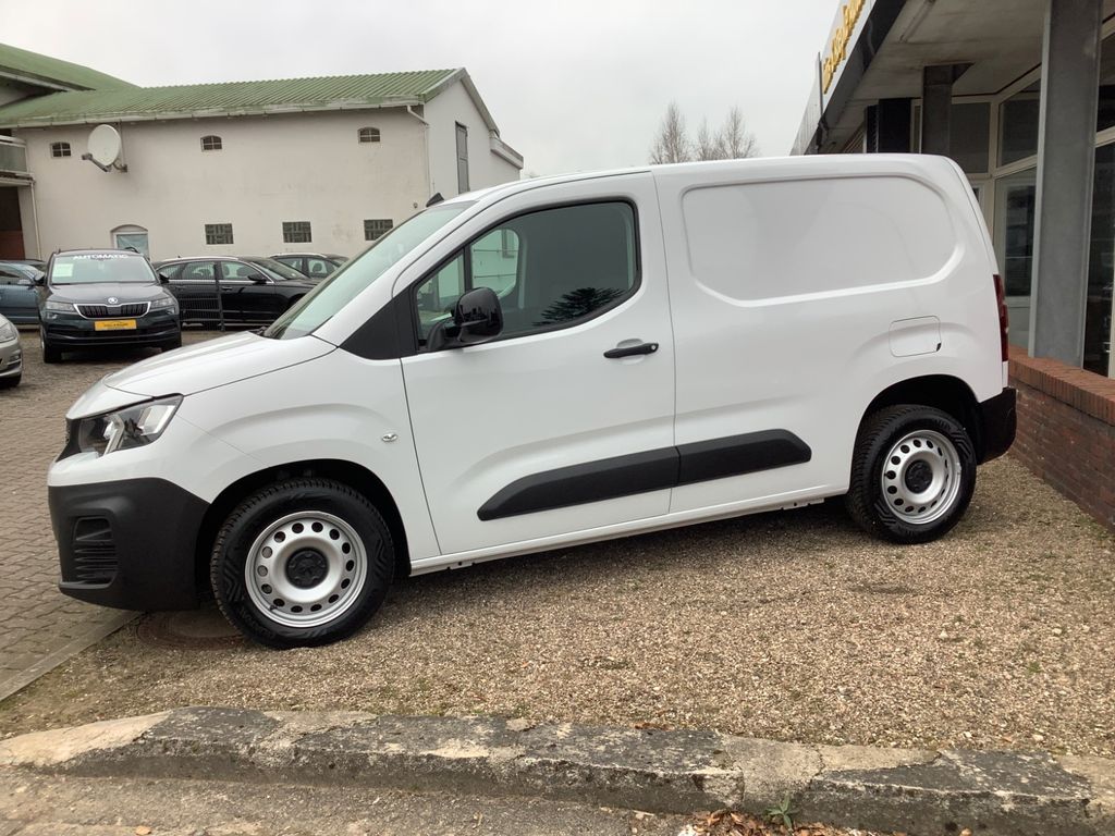 Bild des Angebotes Peugeot Partner 1,5 BLUE HDI / AHK/ALLWETTERREIFEN/CAM