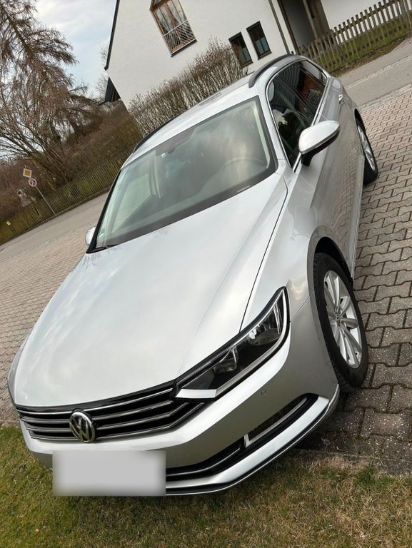 Bild des Angebotes Volkswagen Passat 2.0 TDI DSG Comfortl. Varia...