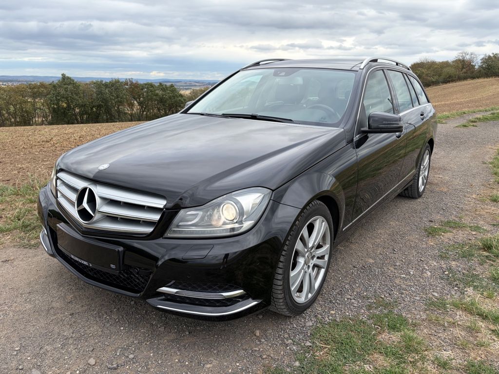 Bild des Angebotes Mercedes-Benz C 300 Allrad Avantgarde *TÜV NEU*AHK*PANO*WKR*