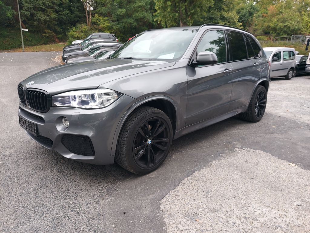 Bild des Angebotes BMW X5 xDrive 40 d M Paket Pano&Digital Tacho