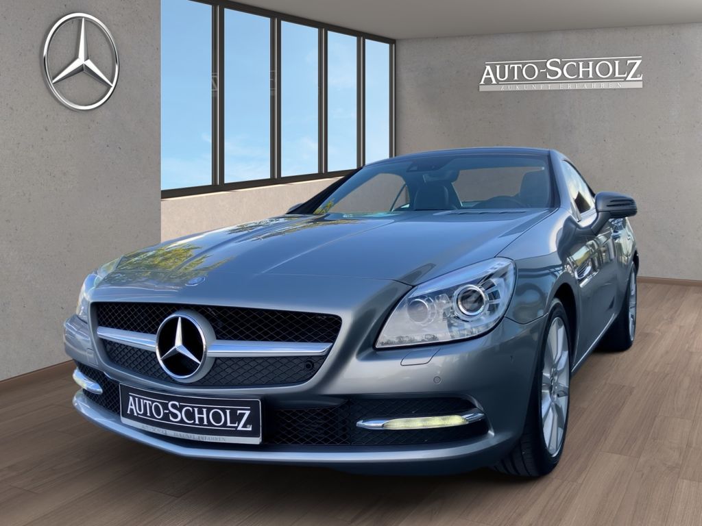 Bild des Angebotes Mercedes-Benz SLK 250 AMBI+AIRSCARF+AIRGUIDE+VOLLLEDER+SHZ+APS
