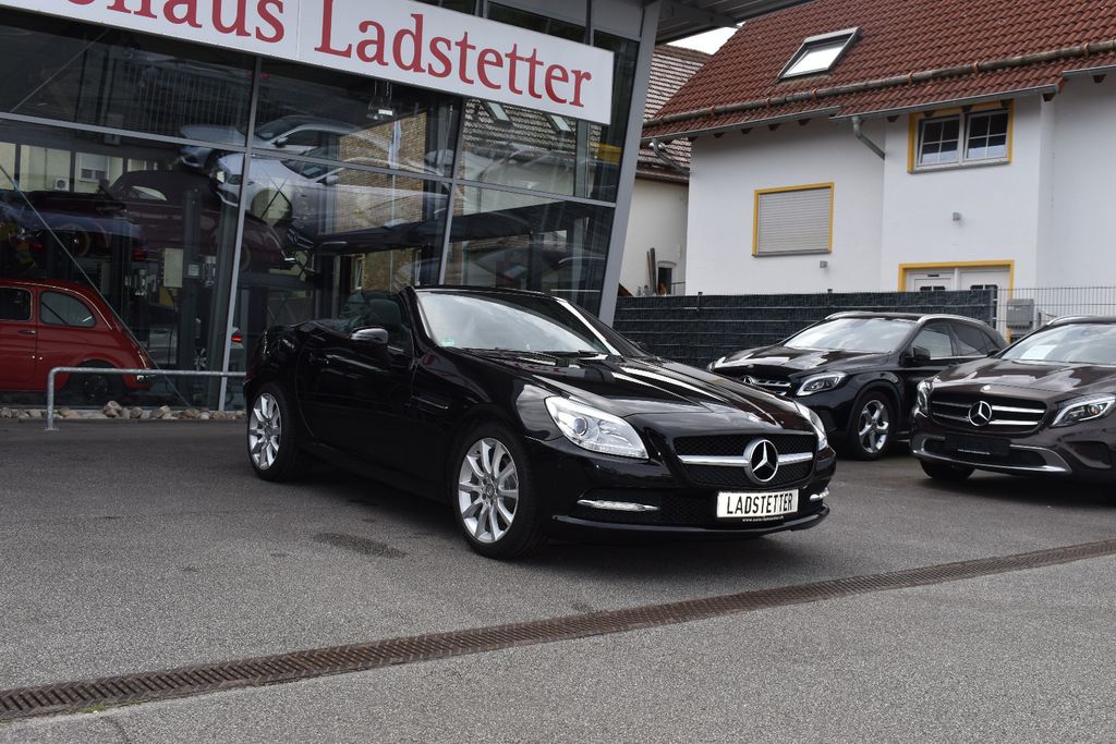 Bild des Angebotes Mercedes-Benz SLK 200 Roadster *Airscarf*PDC*Leder*Navi*