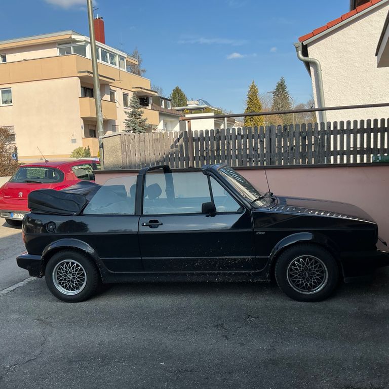 Volkswagen Golf 1 Cabrio Oldtimer