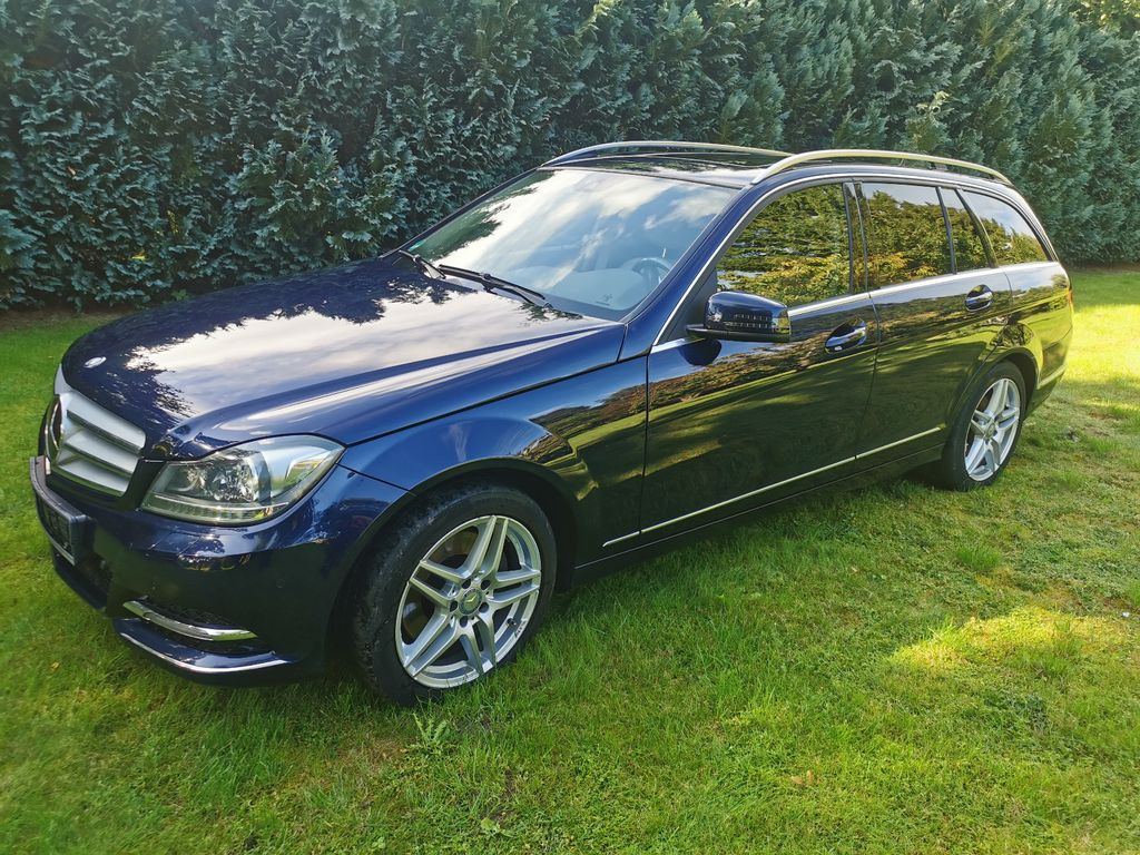 Bild des Angebotes Mercedes-Benz C 300 CDI 4MATIC T AVANTG. Aut. Voll