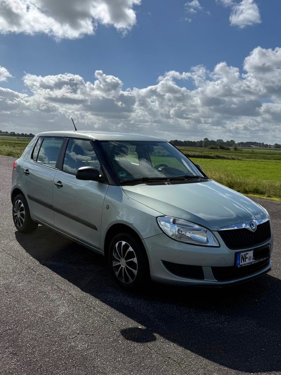Bild des Angebotes Skoda Fabia 1.2l - Mintgrün- TÜV bis 01/2028