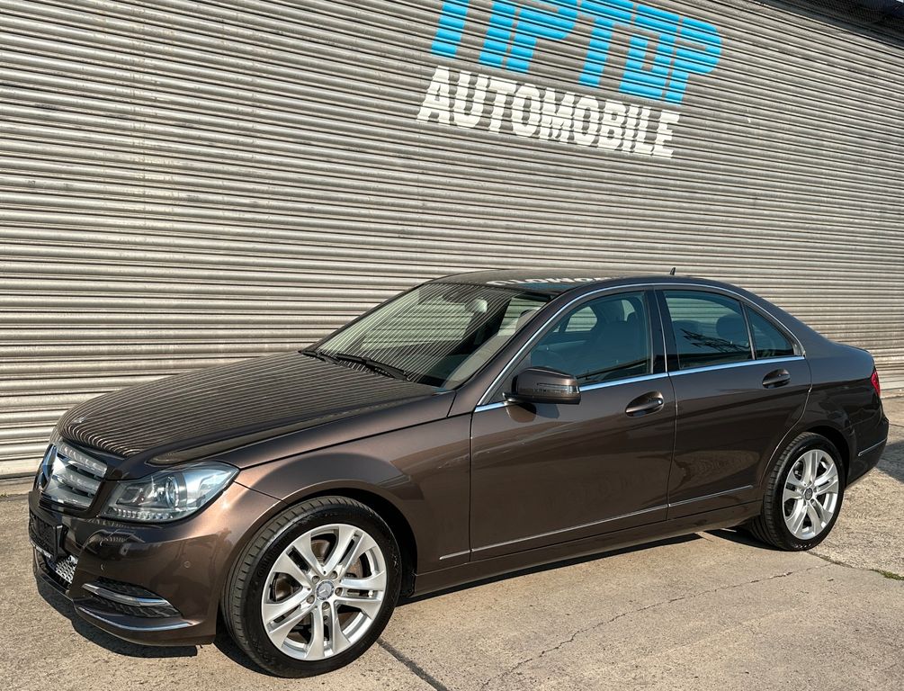 Bild des Angebotes Mercedes-Benz C 200 CGI Limousine BlueEffici*Bi-XEN*NAVI*PDC*