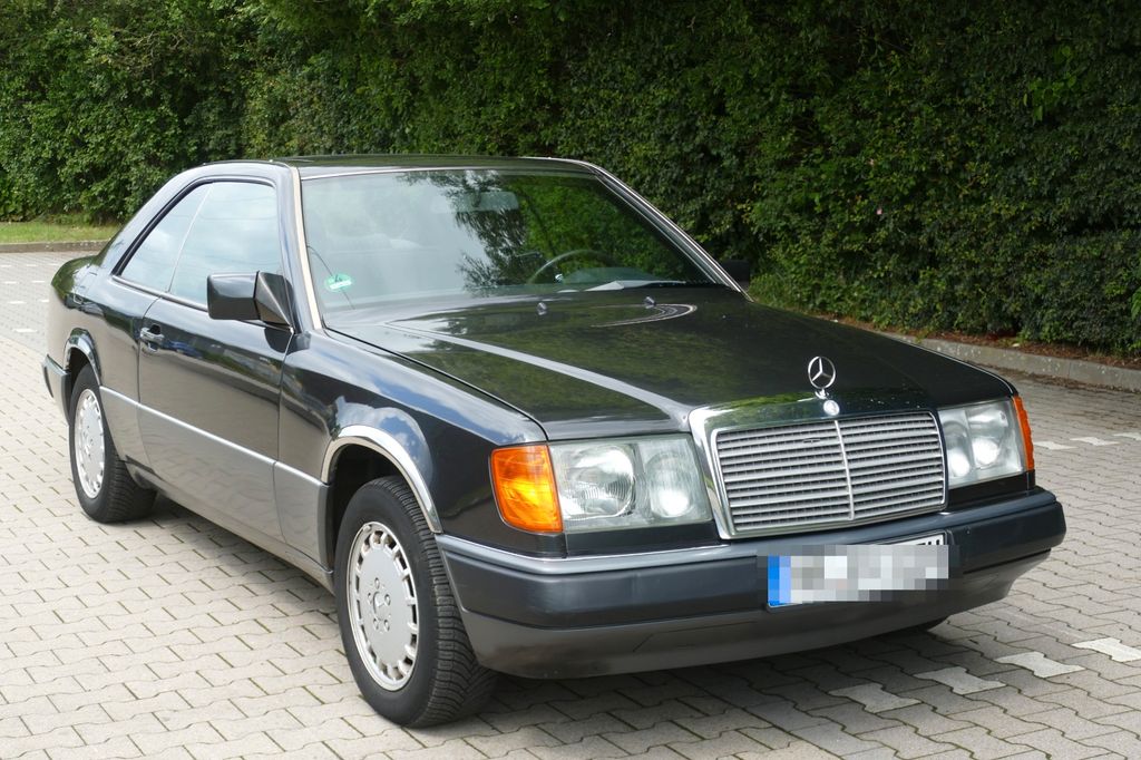 Bild des Angebotes Mercedes-Benz Sport Coupé 230 CE