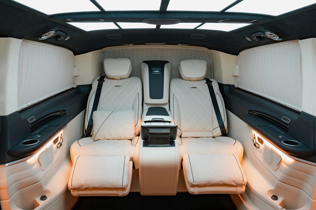 Bild des Angebotes Mercedes-Benz V 300d VIP Umbau