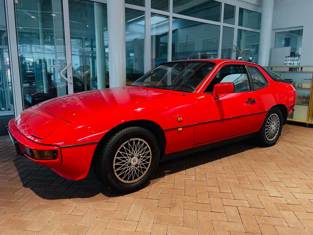 Porsche 924 125 PS im Kundenauftrag