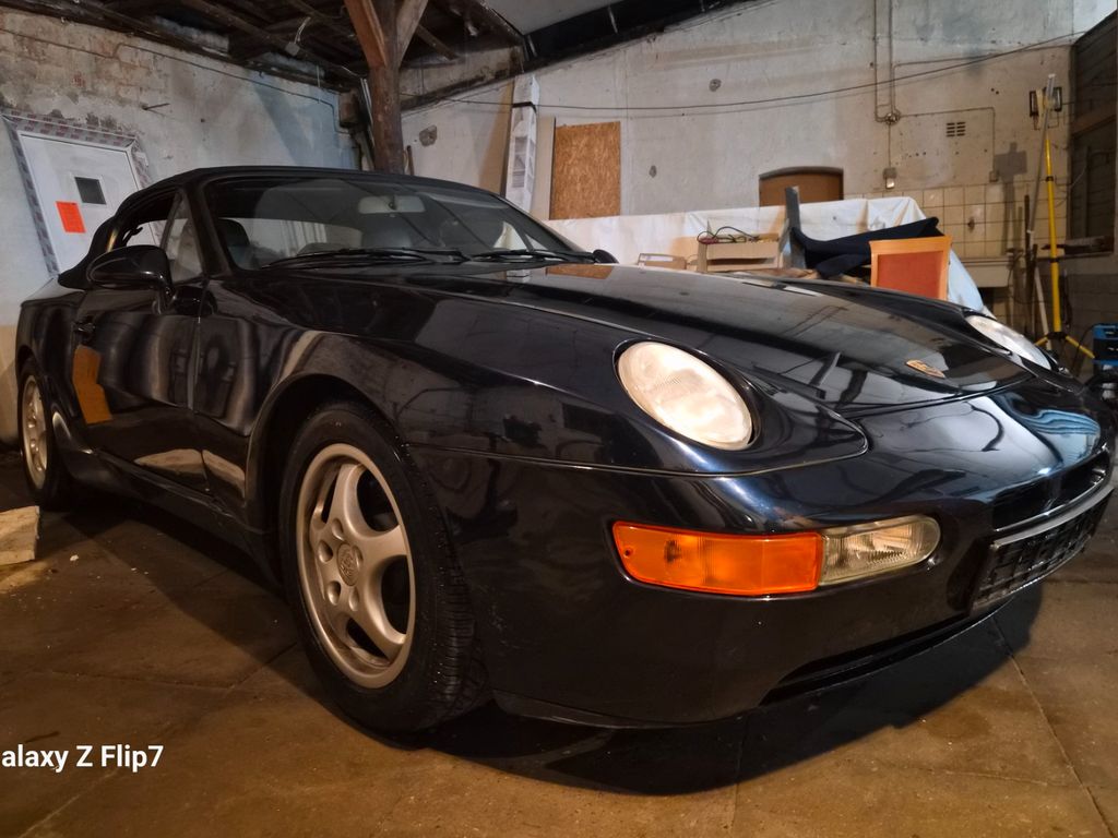 Porsche 968 - -